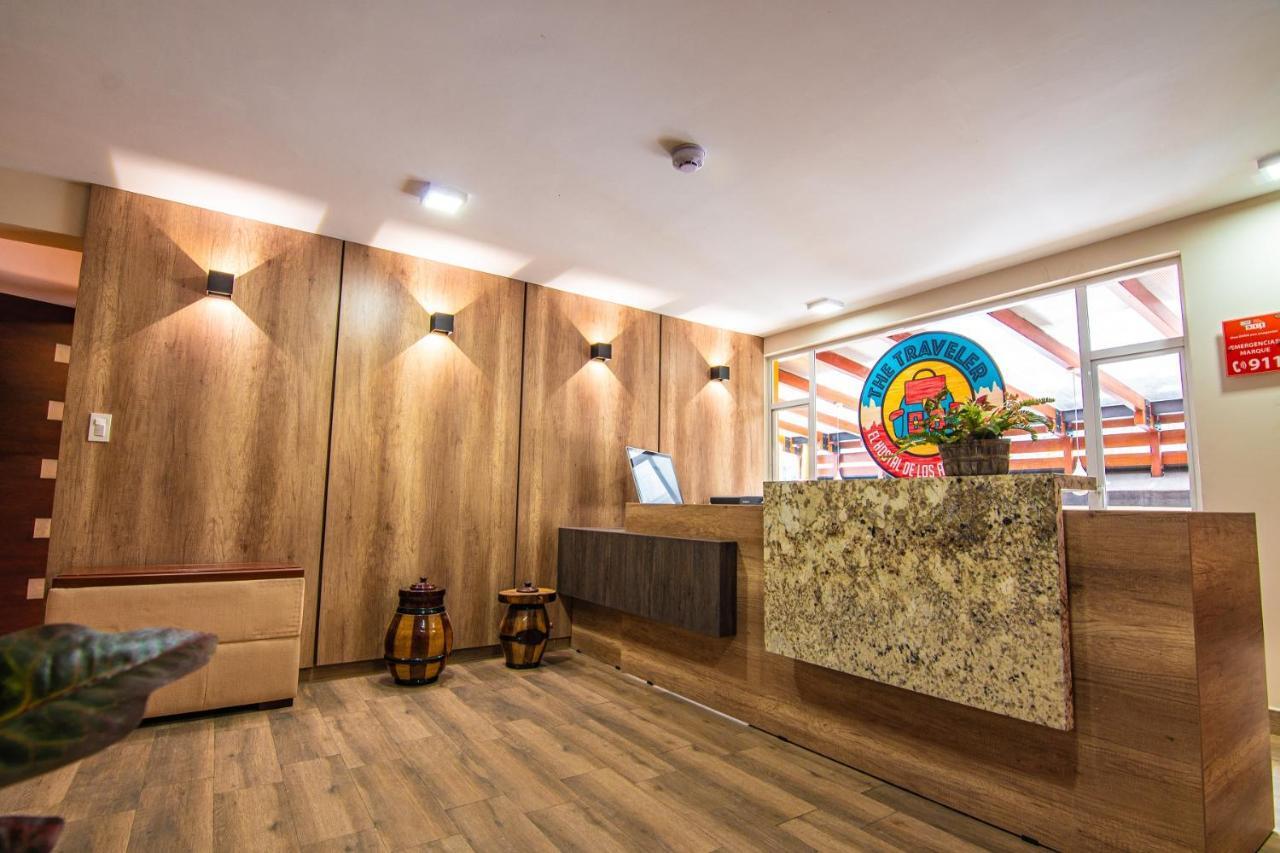 The Traveler Hostel Otavalo Exterior foto